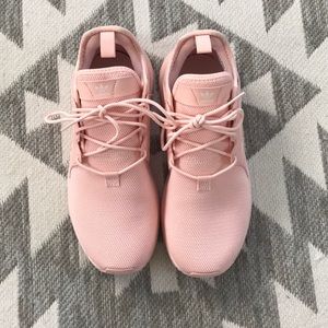 Blush pink adidas - women’s size 8
